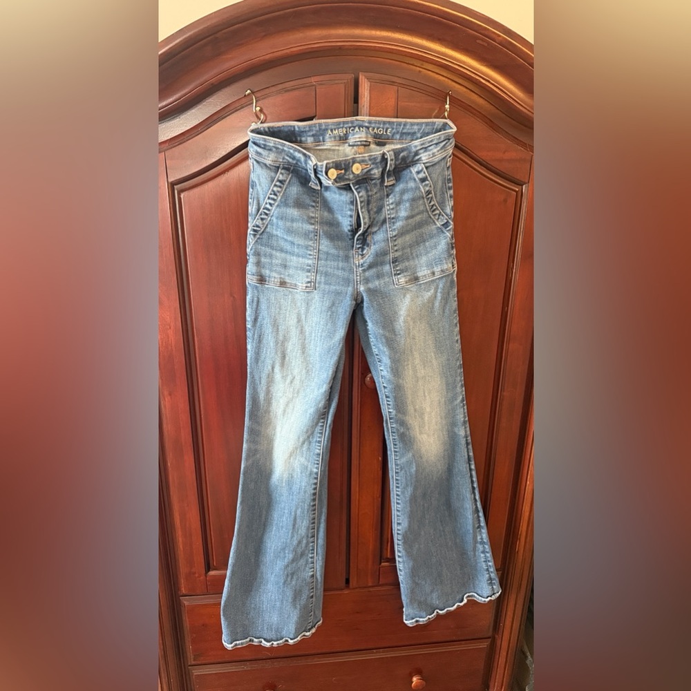 American Eagle Outfitters High Rise Blue Jeans - Picture 2 of 6